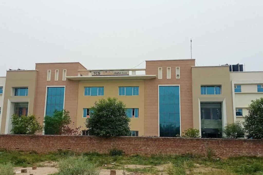 ion digital zone bhucho kalan